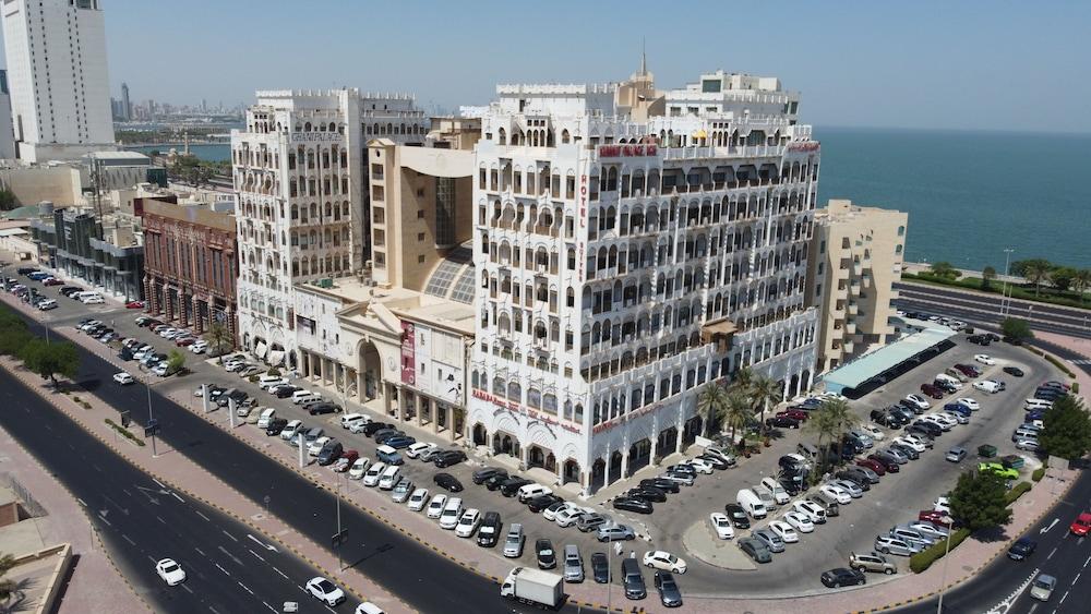 Ghani Palace Hotel Salmiya Екстериор снимка